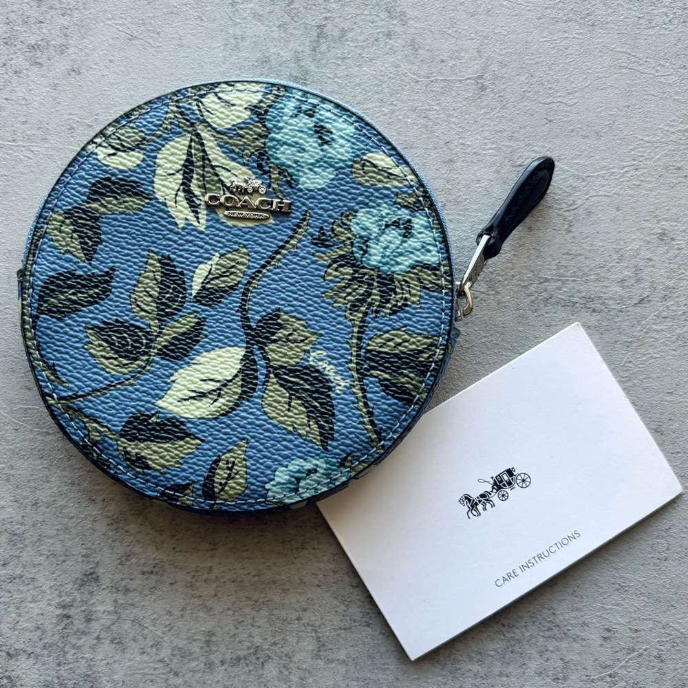 COACH Coin Change Purse